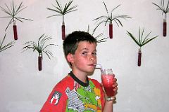 Dubai 03 05 Bastakia XVA Gallery Cooling Down With A Juice.jpg